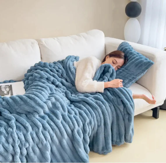 Soft Wind Bubble Velvet Blanket